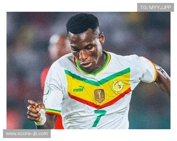 非洲杯冠军成员雅克松回归拜仁并参加合练