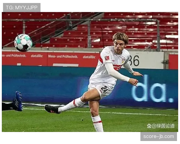 专访斯图加特定位球教练：我们如何设计“电梯战术”